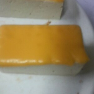 レンジで簡単！塩豆腐のチーズコート